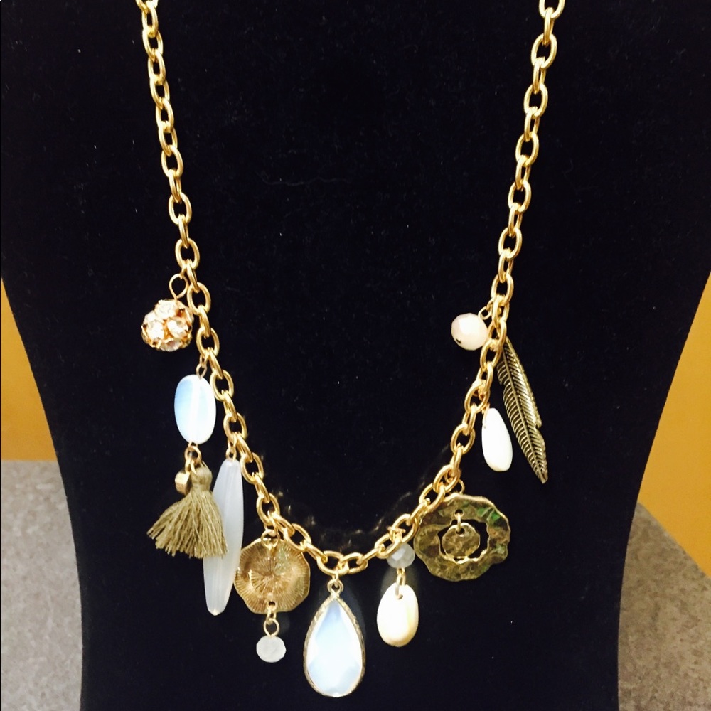 Gold Tone Necklace
